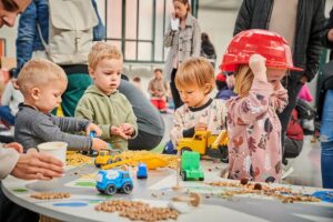 Den smyslového hraní - doprava a přeprava